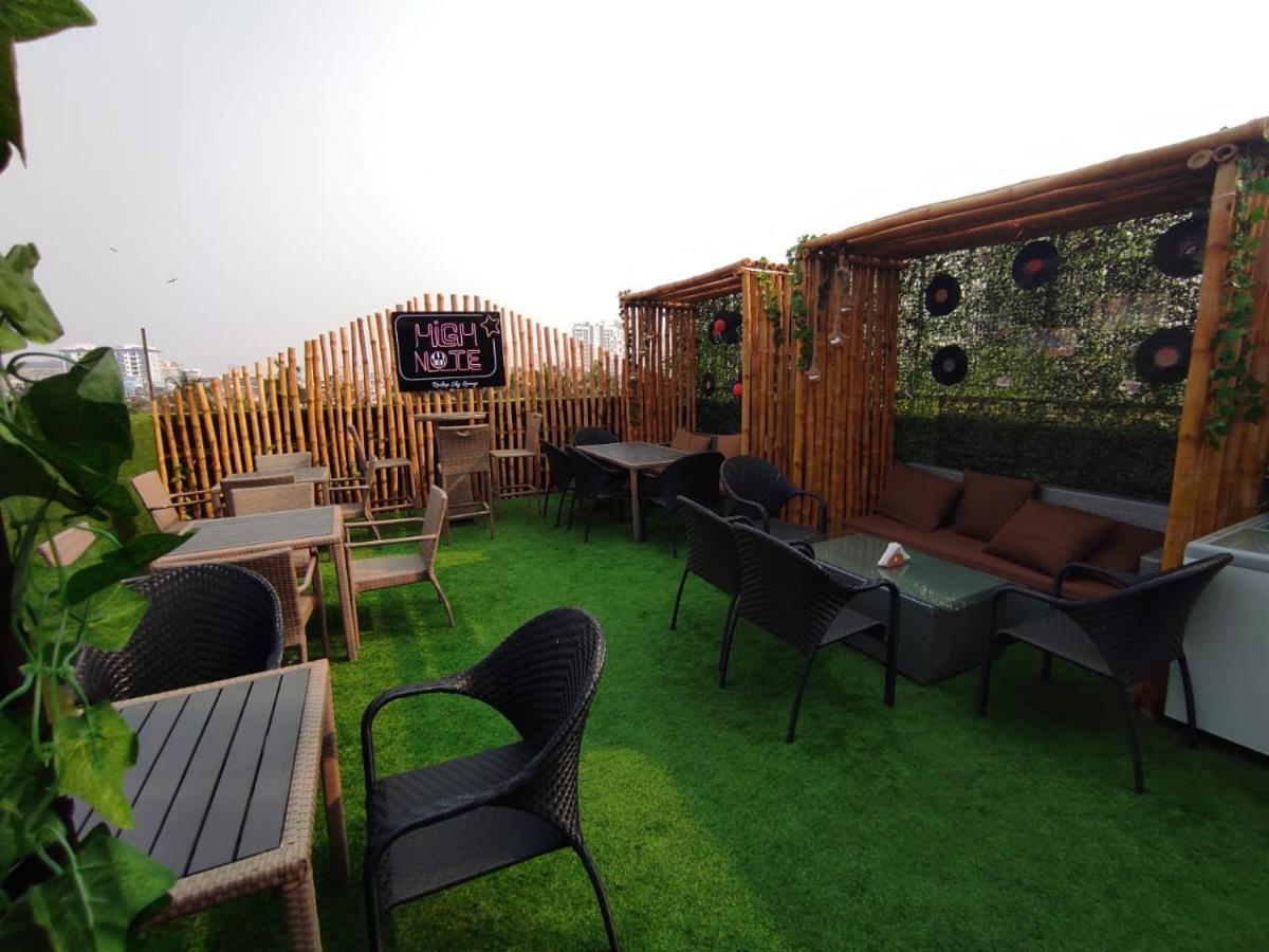 The Avenue Hotel Ballygunge コルカタ エクステリア 写真
