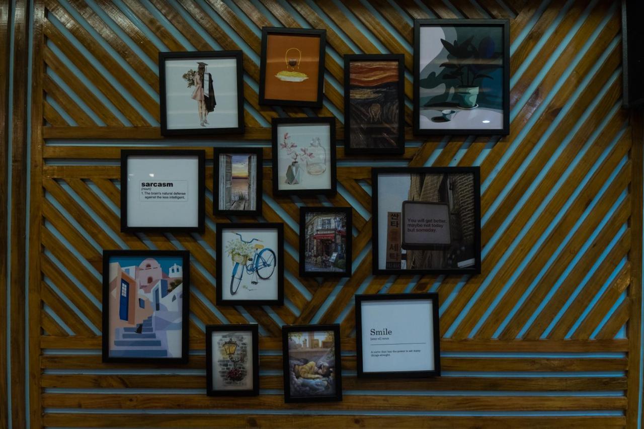 The Avenue Hotel Ballygunge コルカタ エクステリア 写真