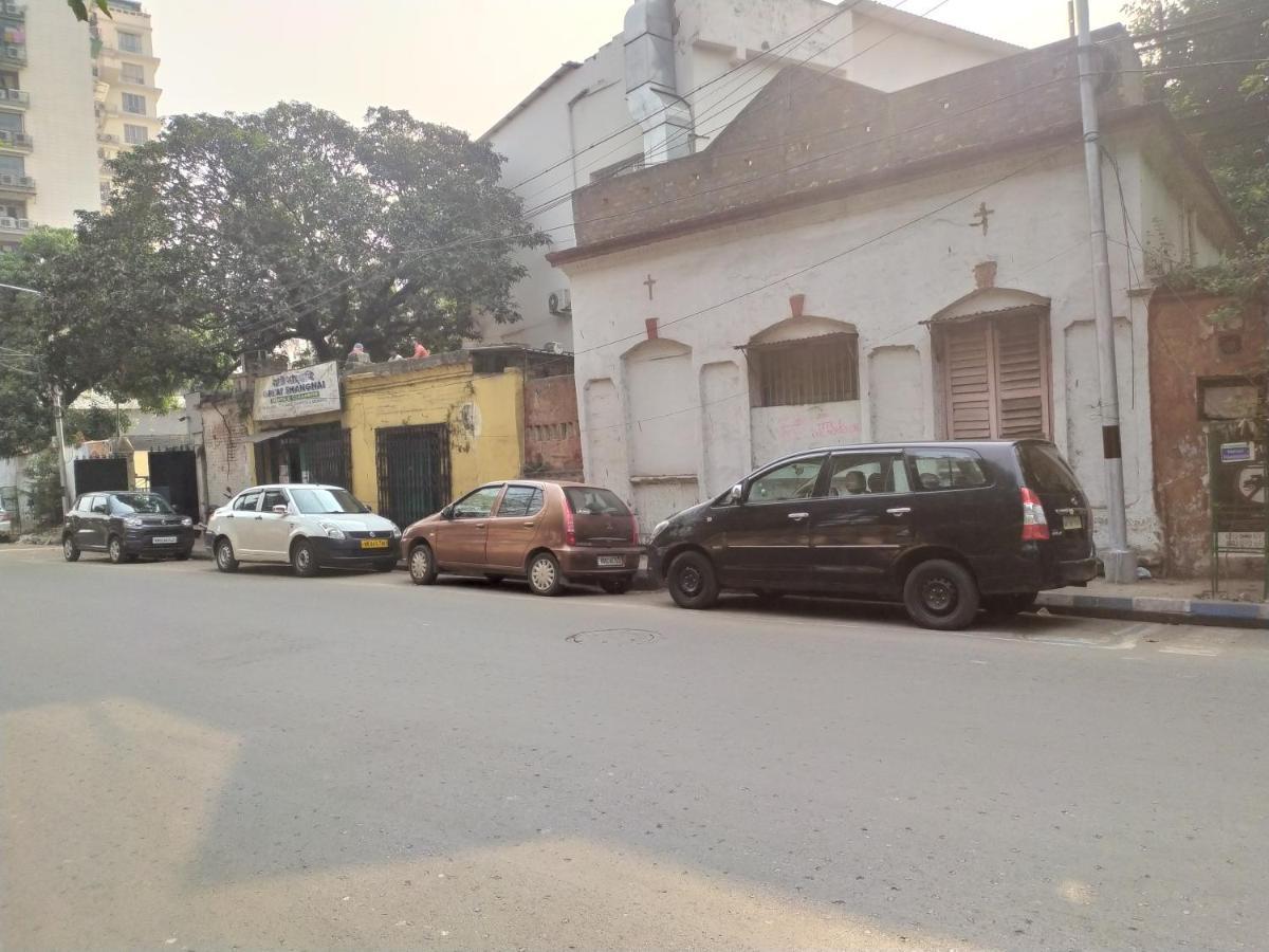 The Avenue Hotel Ballygunge コルカタ エクステリア 写真