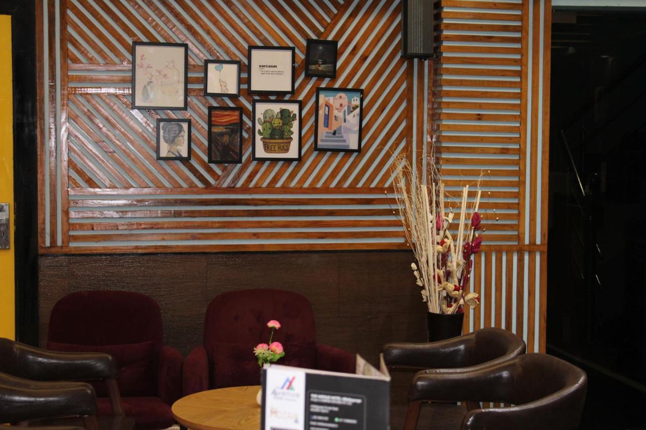 The Avenue Hotel Ballygunge コルカタ エクステリア 写真