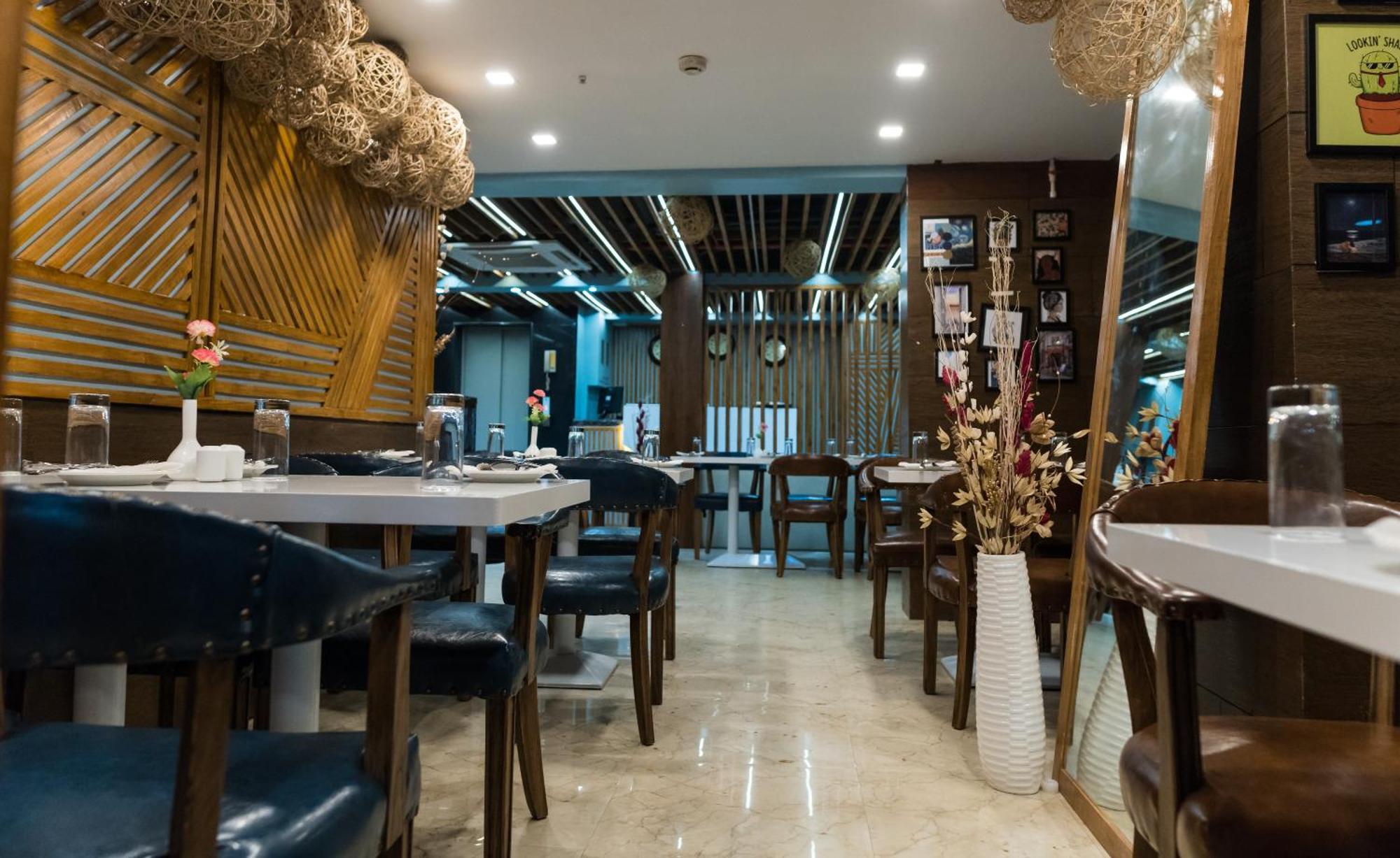The Avenue Hotel Ballygunge コルカタ エクステリア 写真